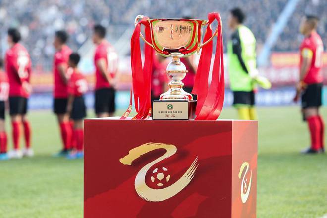 开云登录入口地址-球员成主帅，老板却变球员！中乙上海2队调剂北区，朱骏将遇成亮